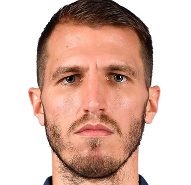 https://img.cqyzxlzx.com/img/football/player/d184739dba8a2259cf07cd4475e3d409.png